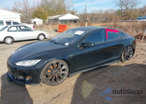 2013 Tesla Model S Performance из США, поврежденный, VIN 5YJSA1DP4DFP10349
